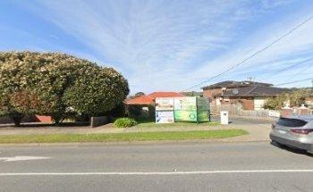 Salis Denture Clinic