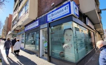 Clínica Dra. Omaira Álvarez. Clínica Dental Kanon en el Barrio del Pilar