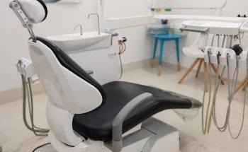 1300SMILES Dentists Springfield Lakes