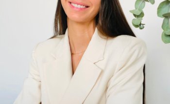 Dra. Paula Aguilar | Clínica dental Mislata