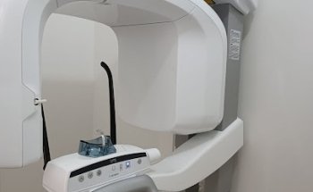 Clínica Dental, Cirugía Maxilofacial y Medicina Estética Cabrera y Arcas