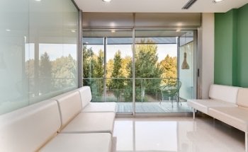 Clínica Dental Escanilla & Casal