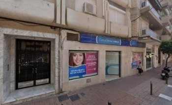 Clínica Dental Adeslas