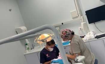 Clínica Dental OMID