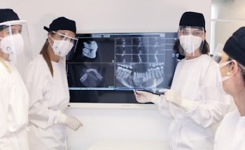 Clínica Dental CRISTINA VIYUELA + CO - HORTALEZA