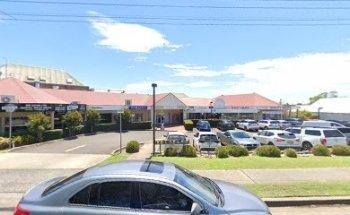 The Pitt Town Dentist