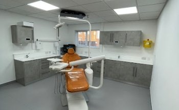 Genix Healthcare Dental Clinic (Garforth)