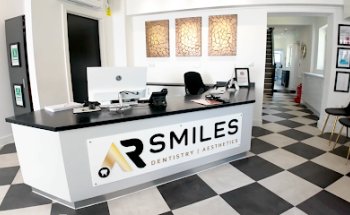 AR Smiles - Implants, Invisalign and Cosmetic Dentistry Eltham