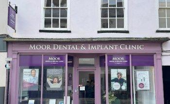 Moor Dental & Implant Clinic