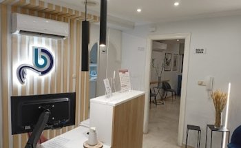 BALLESTEROS DE LA PUERTA, CLÍNICA DENTAL - DENTISTA GRANADA