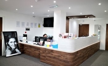 SimplyOne Dental Droylsden