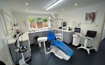 Wye Dental - Invisalign® and Implant Center