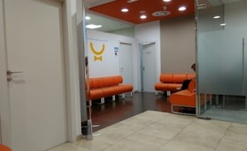 Clínica Dental Adeslas