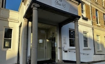 Clinic 43 Dental And Implant Centre