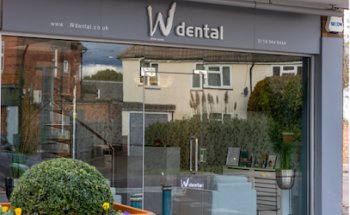 W Dental Smile Studio