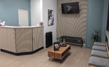 Bachelors Walk Dental & Implant Clinic