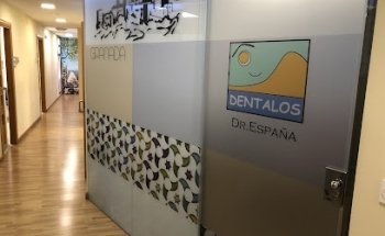 Clinica dental Déntalos. Dr. España López