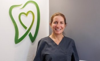 Clinica Dental Monica Arrate