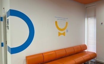 Clínica Dental Adeslas