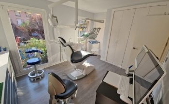 Aesthetic Dental Clinic Doctor Calatrava