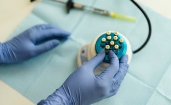 Clínica Dental en Conil Clara Chamorro - Adrián Fernández-Ceballos