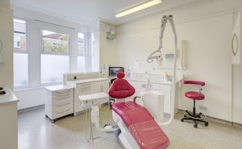 Sistova Road Dental Studio