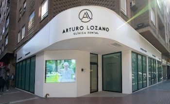 Arturo Lozano clínica dental