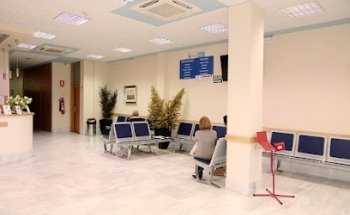 Clínica Dental J. Queraltó - Dentista Bormujos Aljarafe