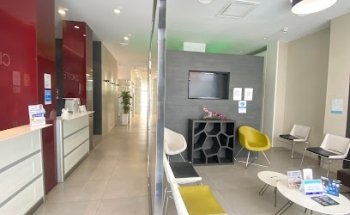 Dr. Victor Perez Chicote, Dentista