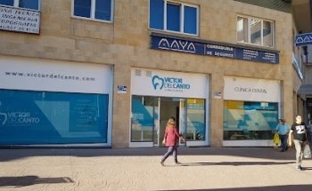 Víctor del Canto, clínica dental