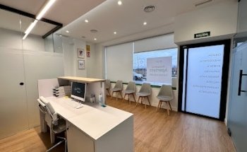 Clínica Alineación Dental