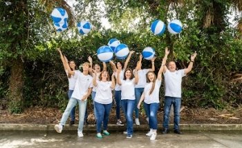 Valderrama Orthodontics. Dr. Natalia Valderrama, DDS, PA