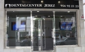 Dr. López Teba - DentalCenter Jerez