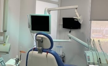 Clínica Dental Mediterránea