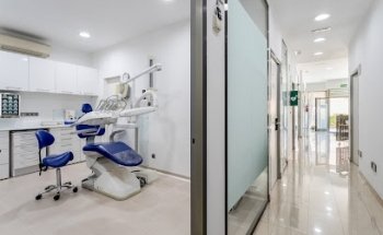 Clínica Dental Viñuelas 14