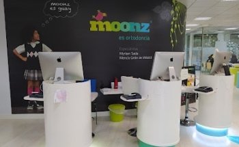 Clínica Dental Infantil Moonz