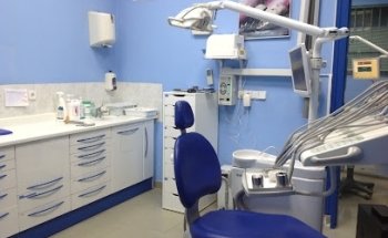 DENTALMC clinica dental CANDILEJAS60