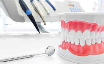 Clínica Dental Naranjo Acosta