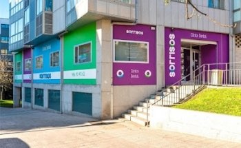 Clínica Dental Sorrisos