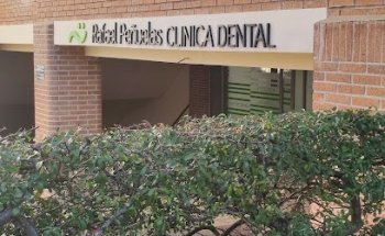 Clínica Dental Rafael Peñuelas Soria