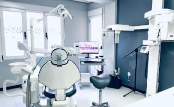 Clínica dental Aguirre Abad