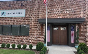 Dental Arts: Kari Bartlett, DMD, FAGD