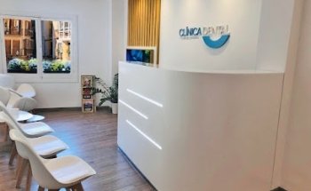 CLÍNICA DENTAL PLAZA DE LA FLORES