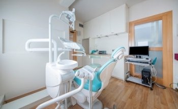 Clínica Dental Ametller