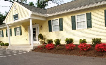 Robert J Kelly DDS & Associates