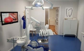 Dental Martín Coruña S.L.
