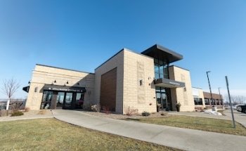 Dental Implant & Oral Surgery Specialists of Iowa