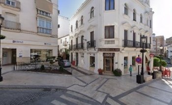 Clínica Dental Fernández León