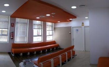 Clínica Dental Adeslas