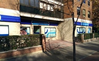 Adeslas Dental Clinic B. del Pilar